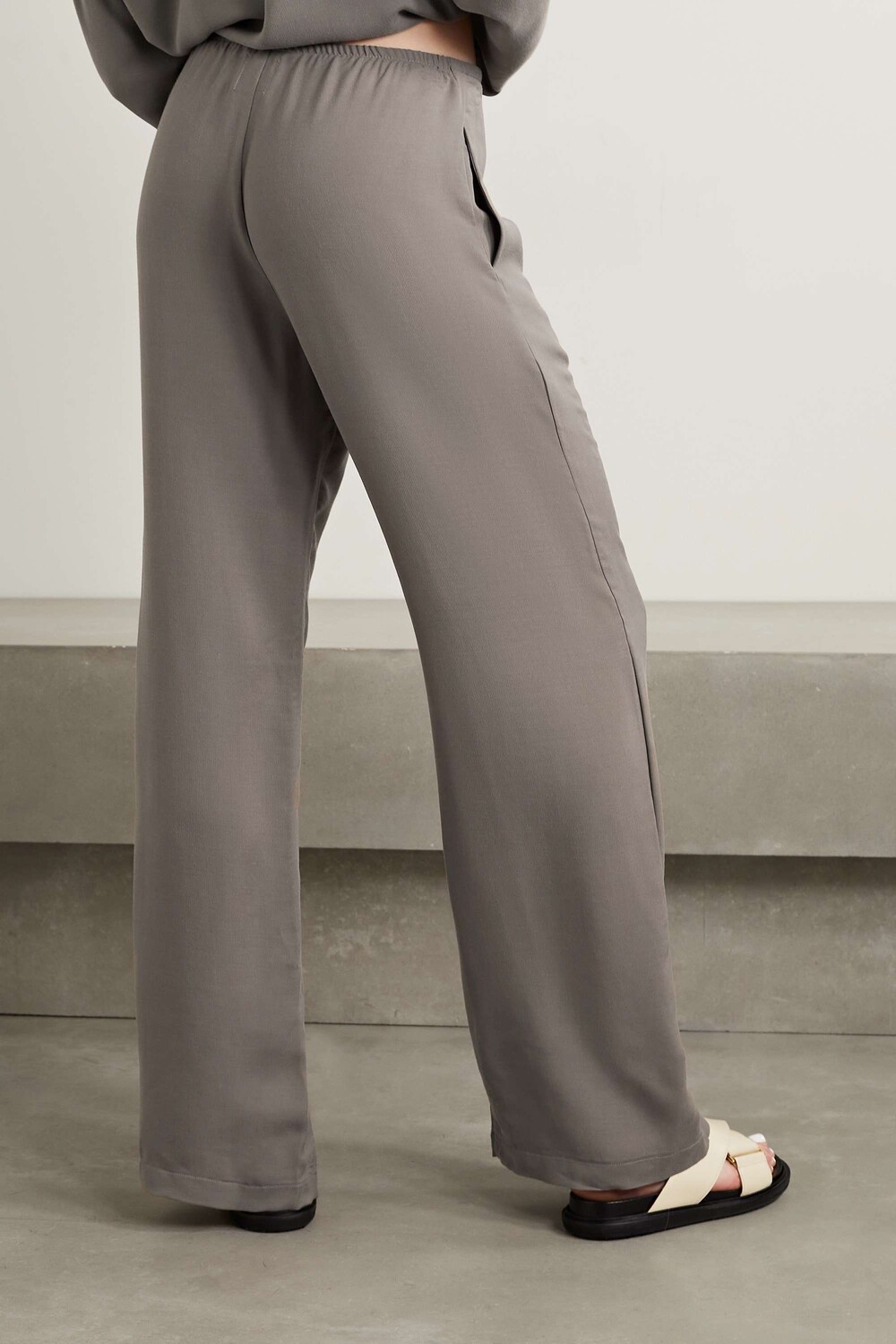 

LESET широкие брюки Ari TENCEL, серо-коричневый
