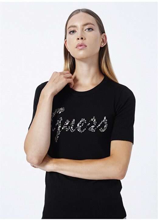 

Черный женский свитер с круглым вырезом Guess
