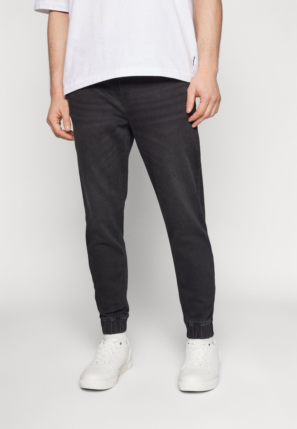 

Джинсы Tapered Fit Jjigordon Jjdave Jack & Jones, цвет black denim