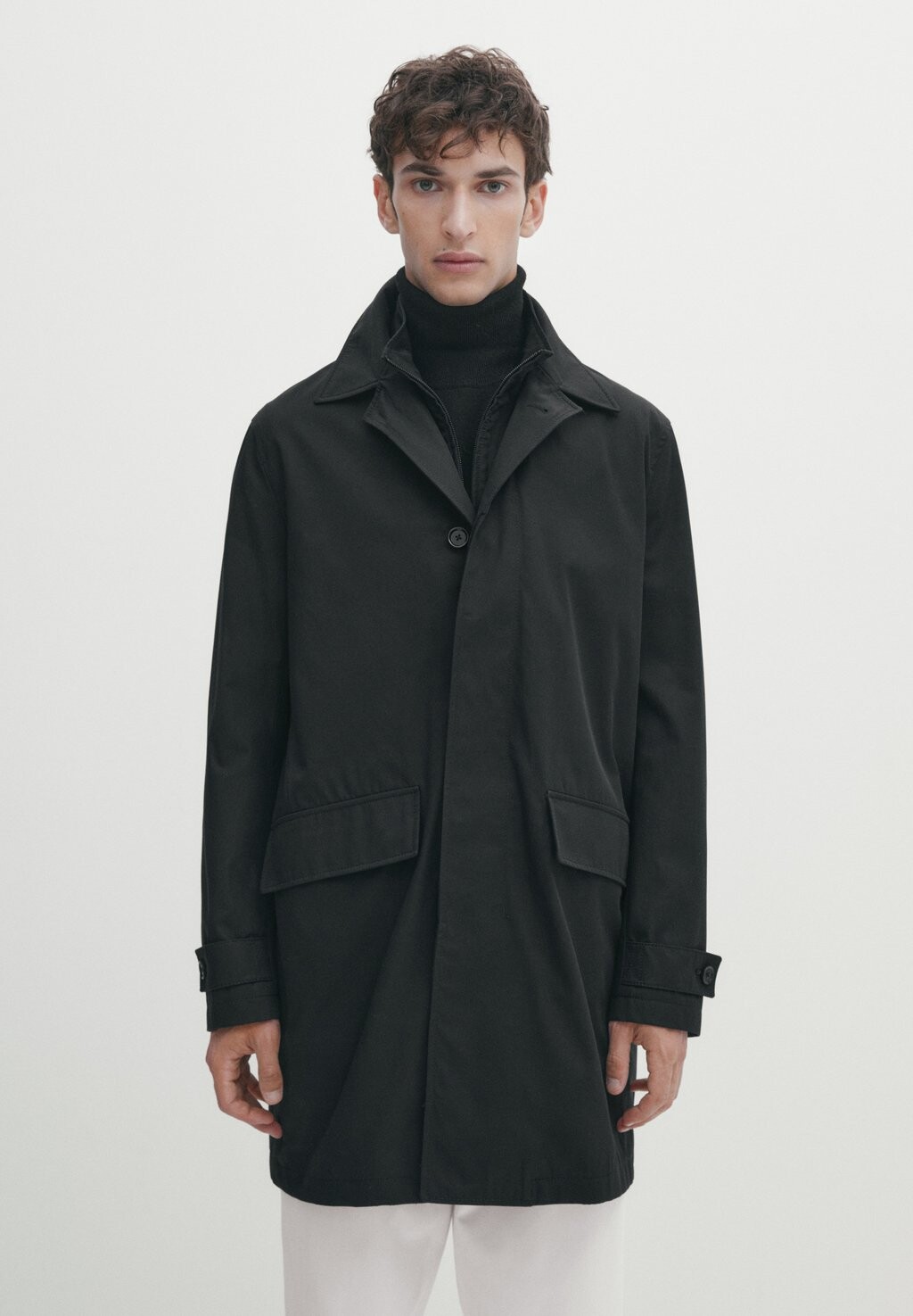 

Полупальто Massimo Dutti СО СЪЕМНЫМ ИНТЕРЬЕРОМ, черный