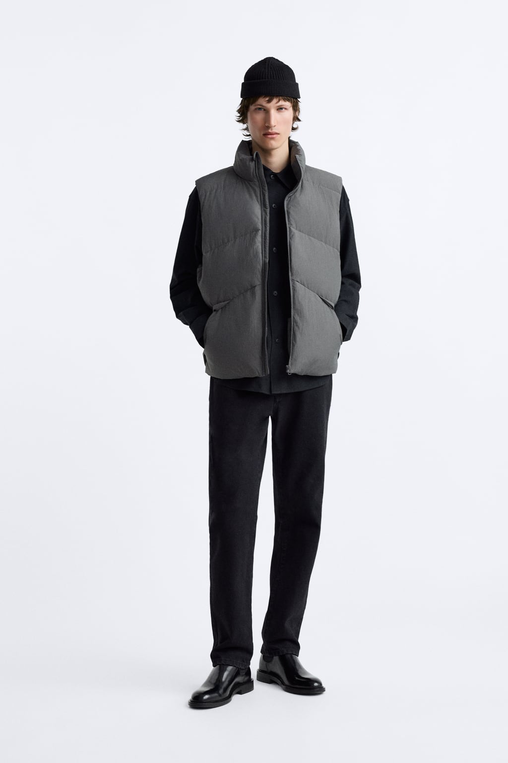 

Пуховый жилет из пуховика ZARA, серый