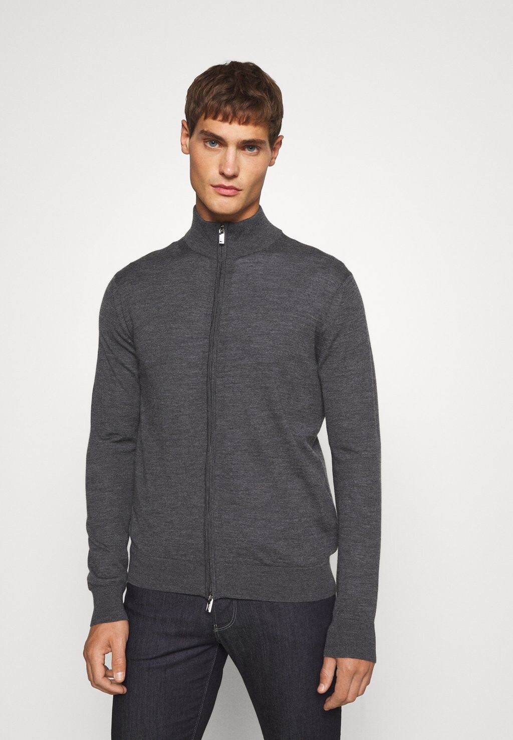 

Кардиган Emporio Armani