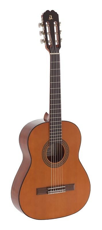 

Акустическая гитара Admira Student Series Juanita 3/4 Size Classical Guitar with Cedar Top