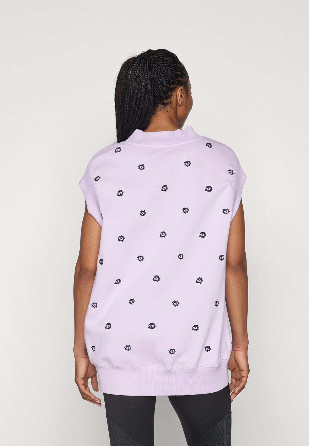 

Принт на футболке ENGLAND ENT PHOENIX V NECK Nike, фиолетовый