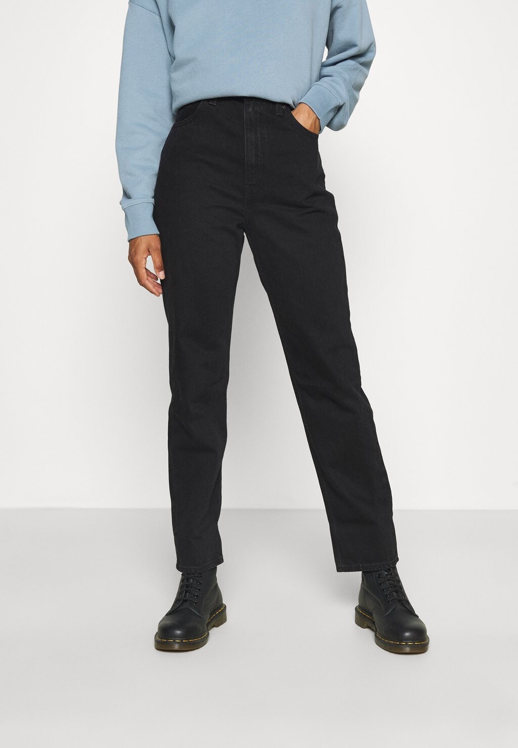 

Джинсы прямого кроя Levi's