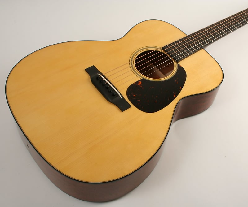 Акустическая гитара Martin Custom Shop 0000 Size 18 Style Adirondack Top Modified V Neck 2734702 цена и фото