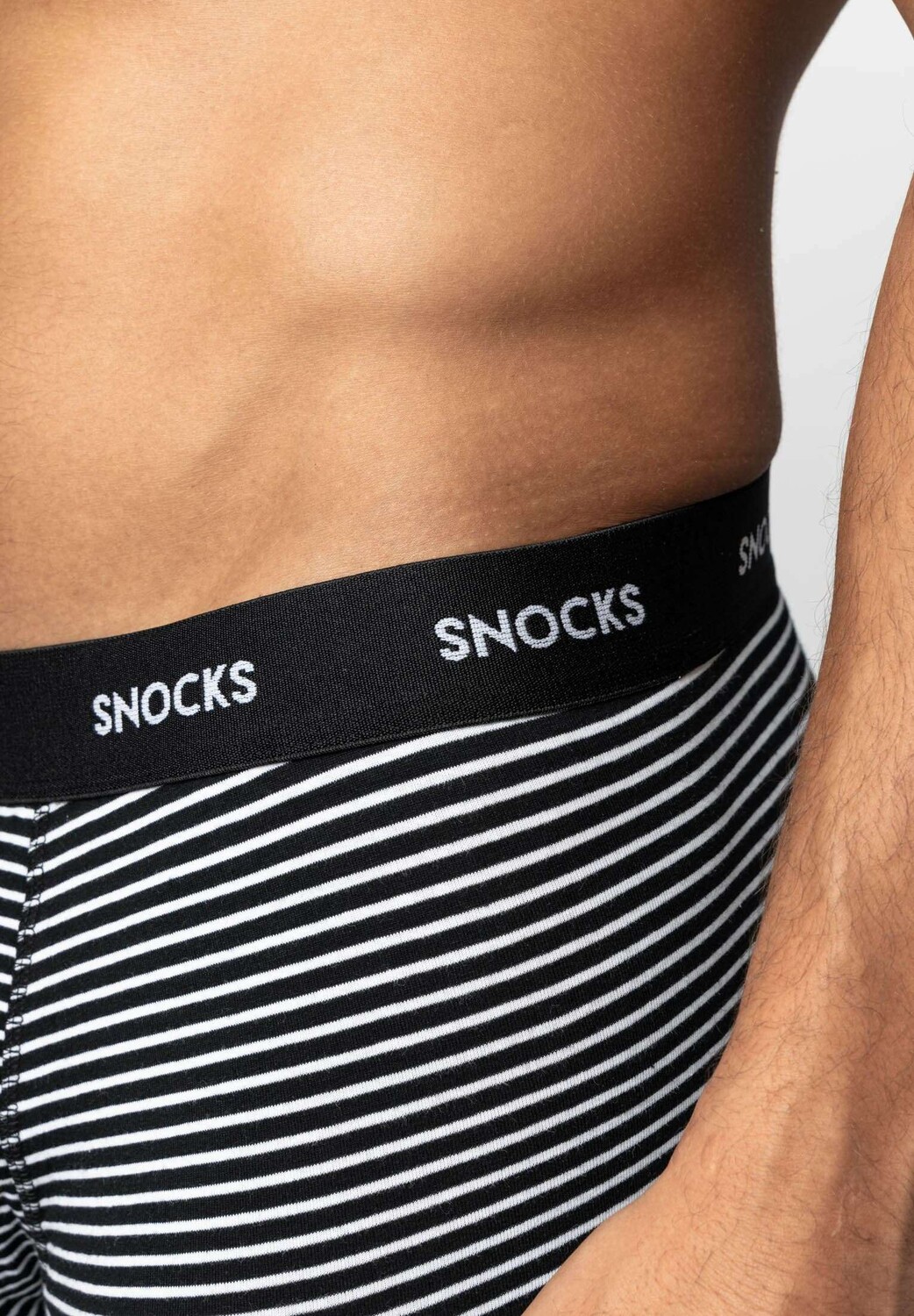 

Боксеры с черными полосками Snocks