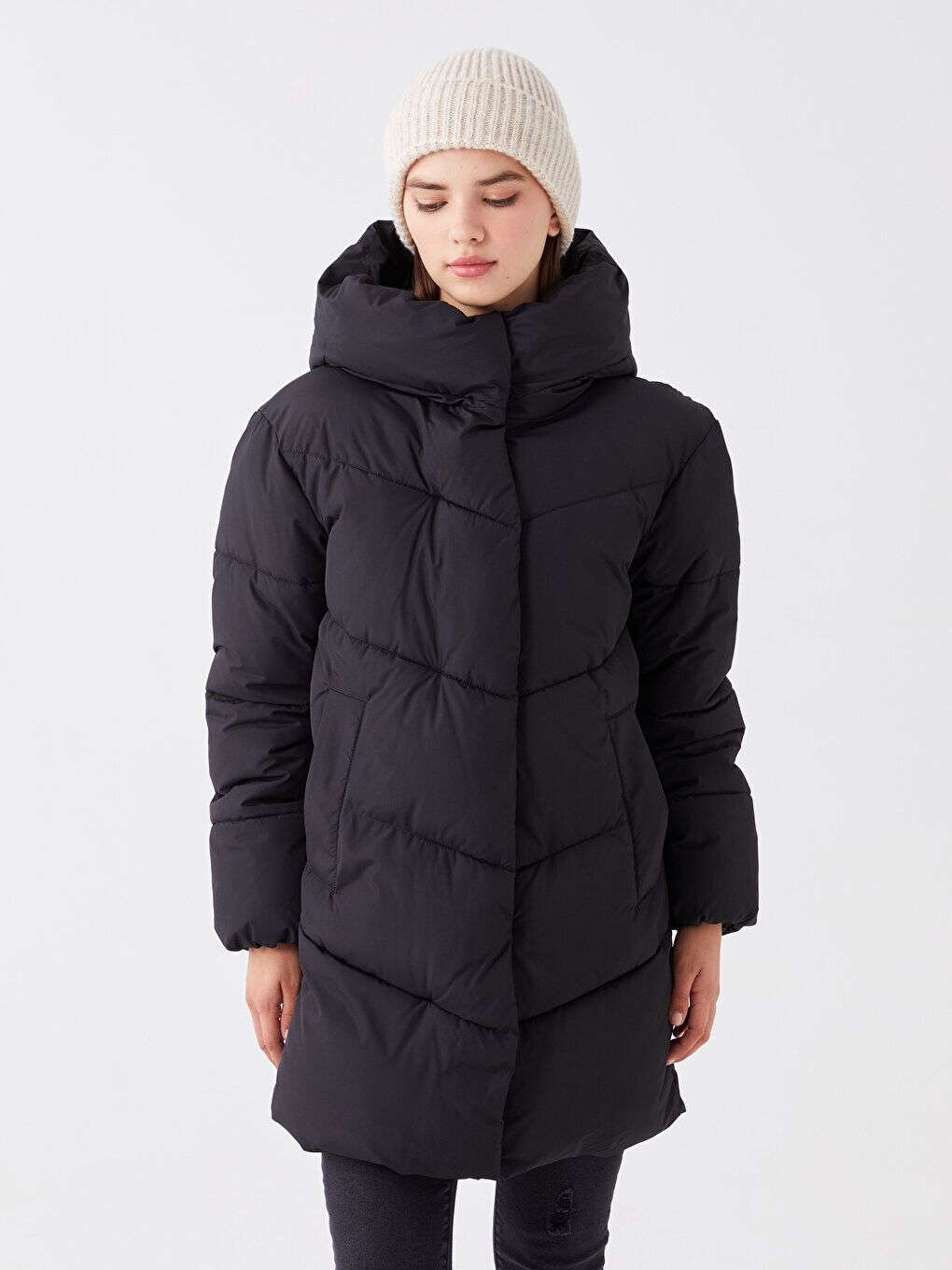 

Женское однотонное пуховик с капюшоном LCW Casual, новый черный