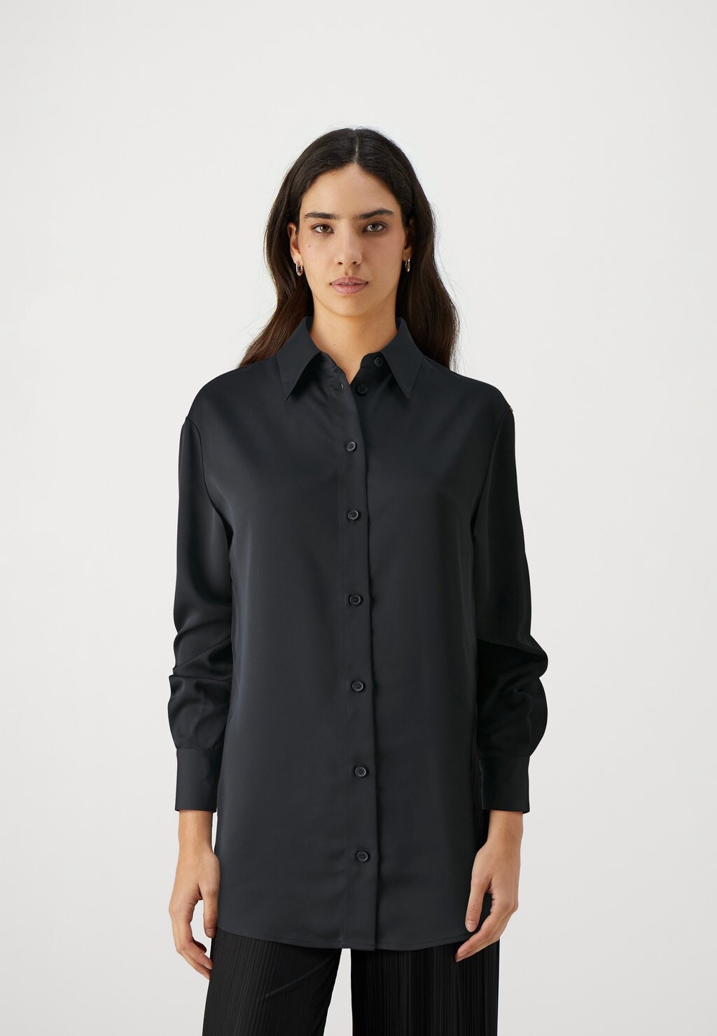 

Блузка на пуговицах Relaxed Calvin Klein, черная