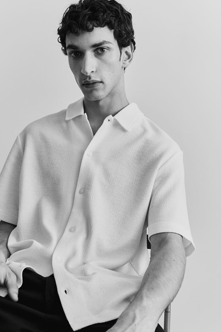 Рубашка из трикотажа с короткими рукавами обычного кроя H&M, белый