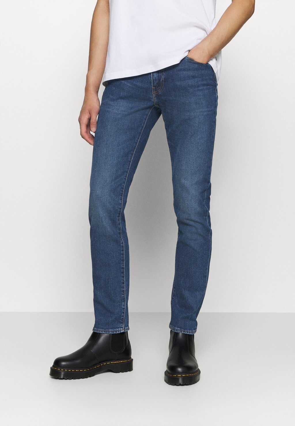 

Джинсы Slim fit Levi's