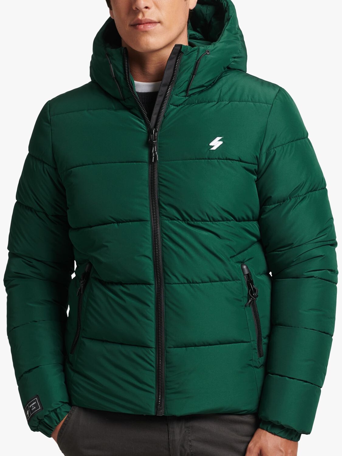 

Спортивная куртка-пуховик с капюшоном Superdry, средняя часть сосны