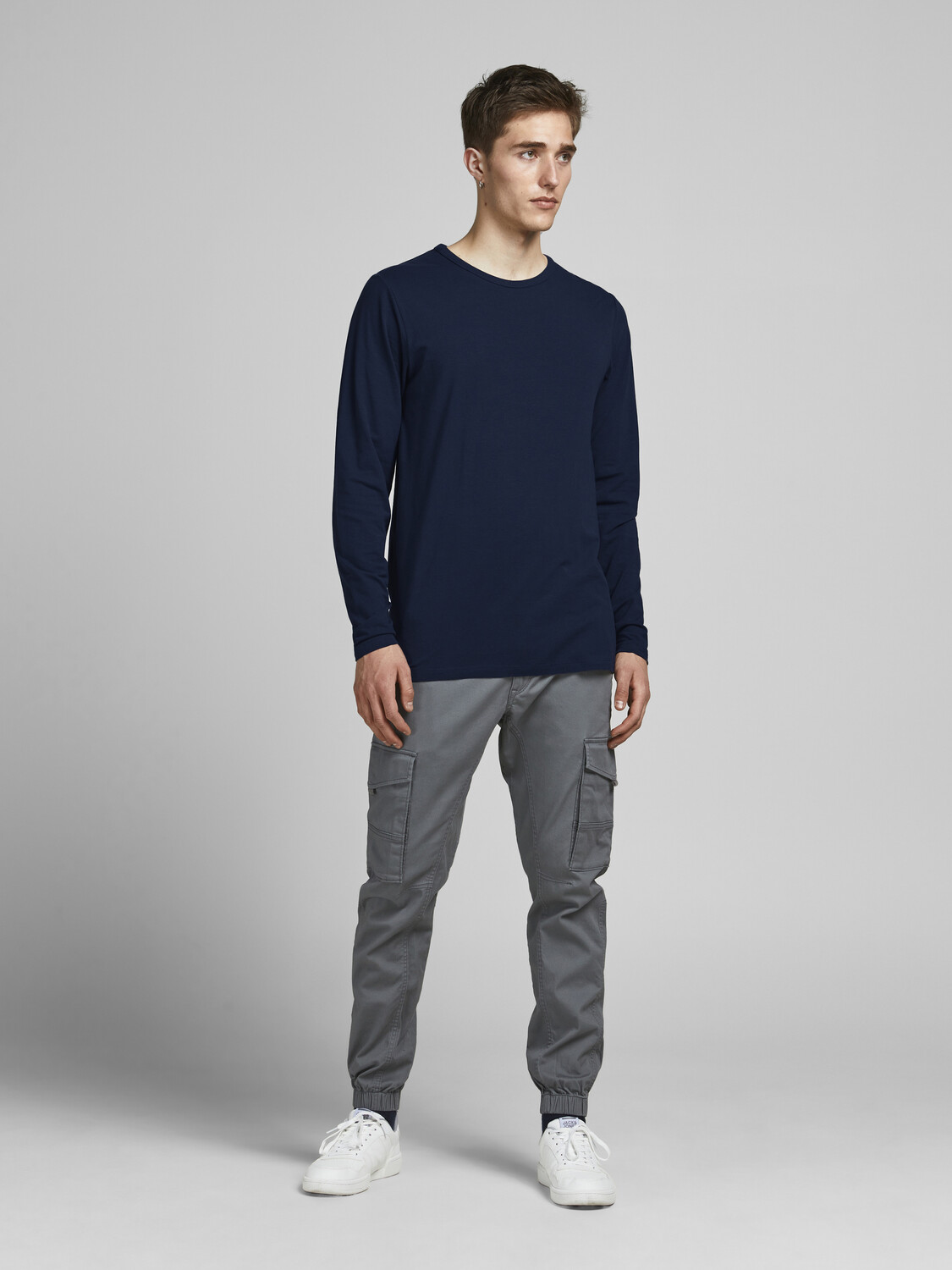 

Лонгслив Jack & Jones Jack & Jones Pullover mit Rundhals JJEBASIC O NECK TEE, синий