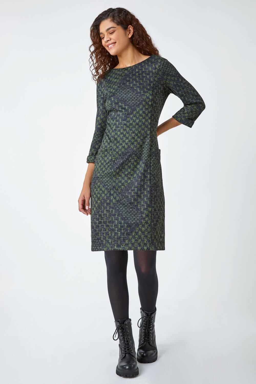 цена Свободное эластичное платье в клетку с абстрактным принтом Roman, зеленый