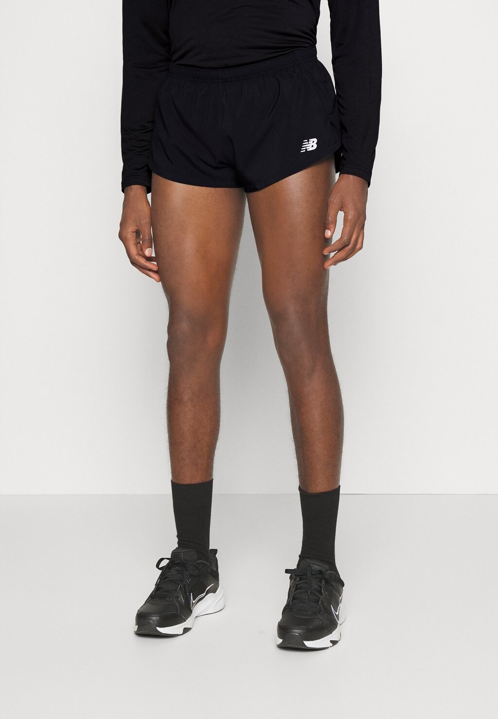 

Спортивные шорты New Balance