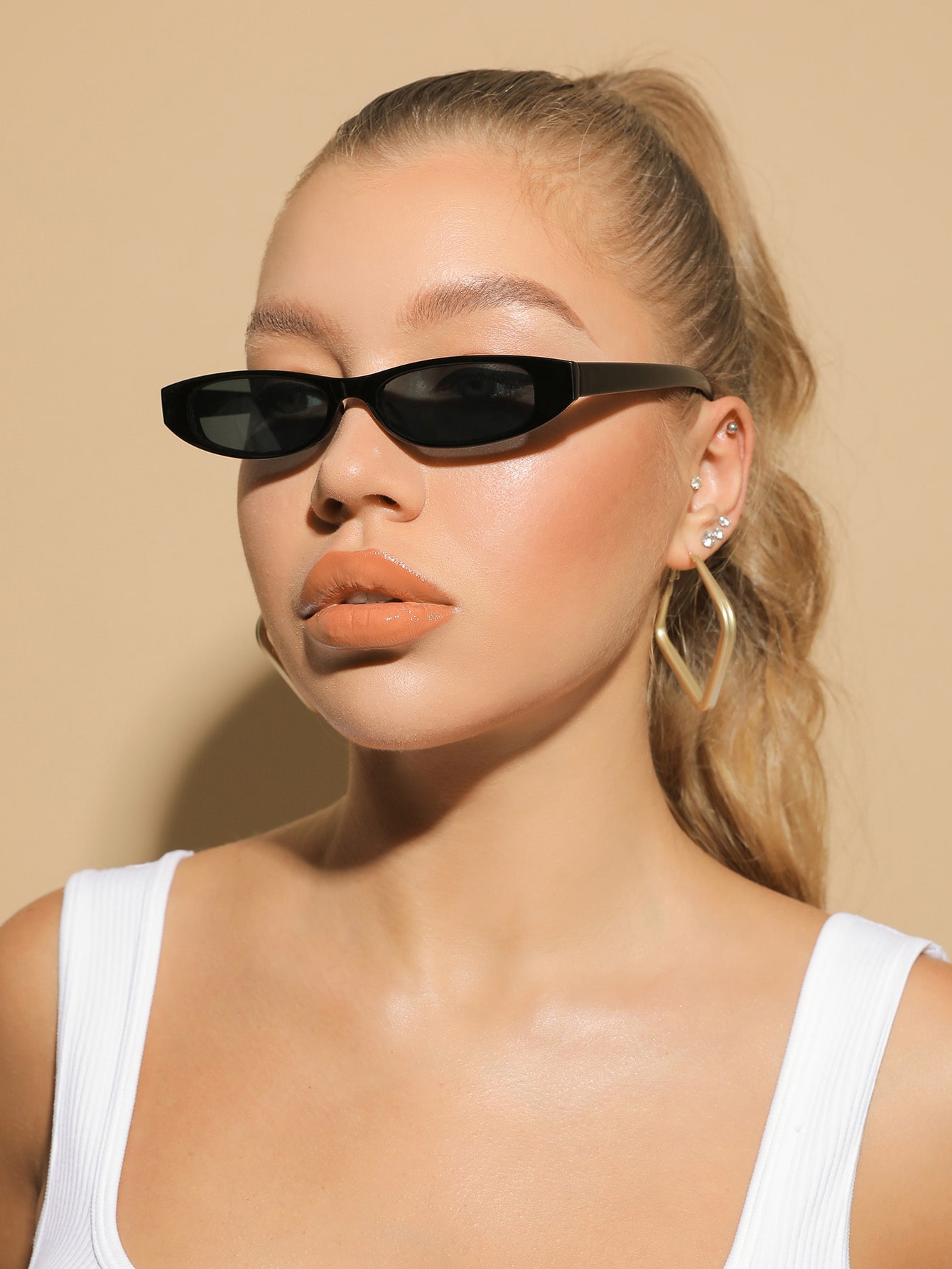 Модные солнцезащитные очки в акриловой оправе для модного винтажного образа в стиле стимпанк