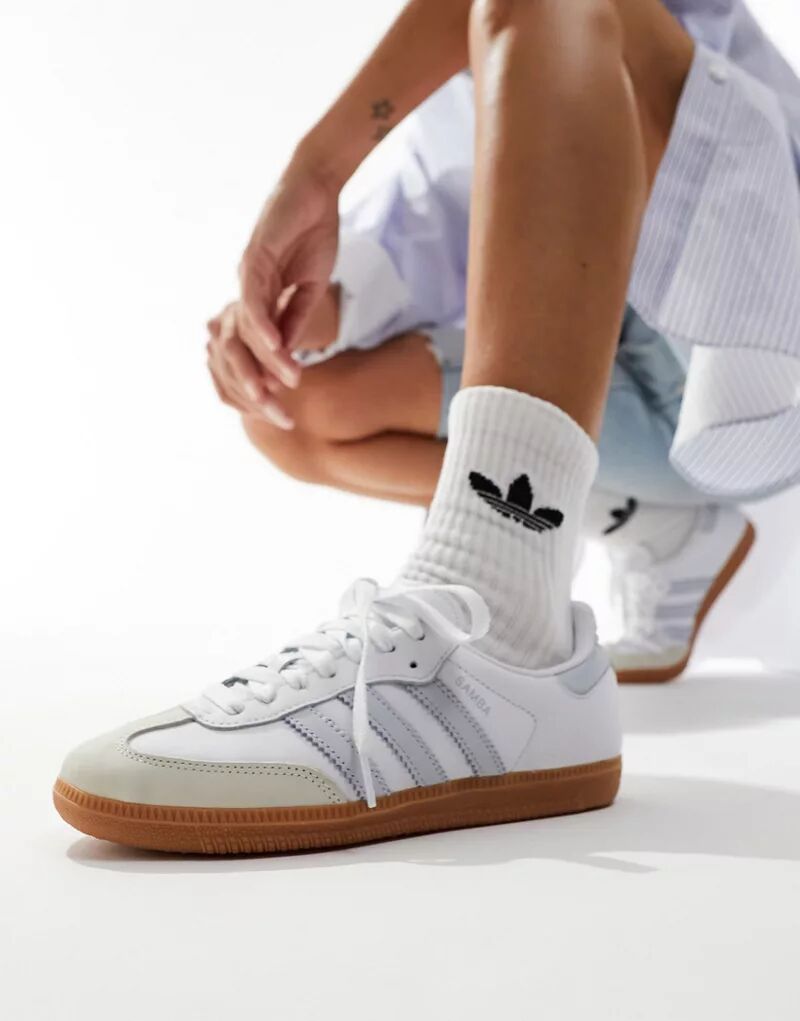 Белые и пастельно-синие кроссовки adidas Originals Samba OG белые кроссовки adidas originals samba og