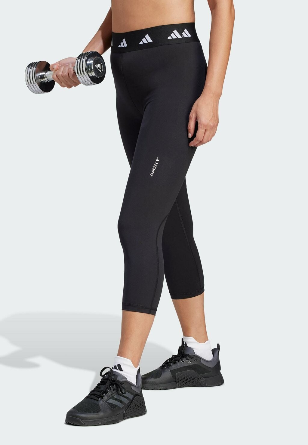 

Тайтсы Adidas, черно-белый