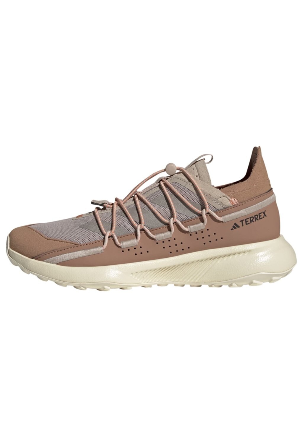 

Обувь для походов Adidas