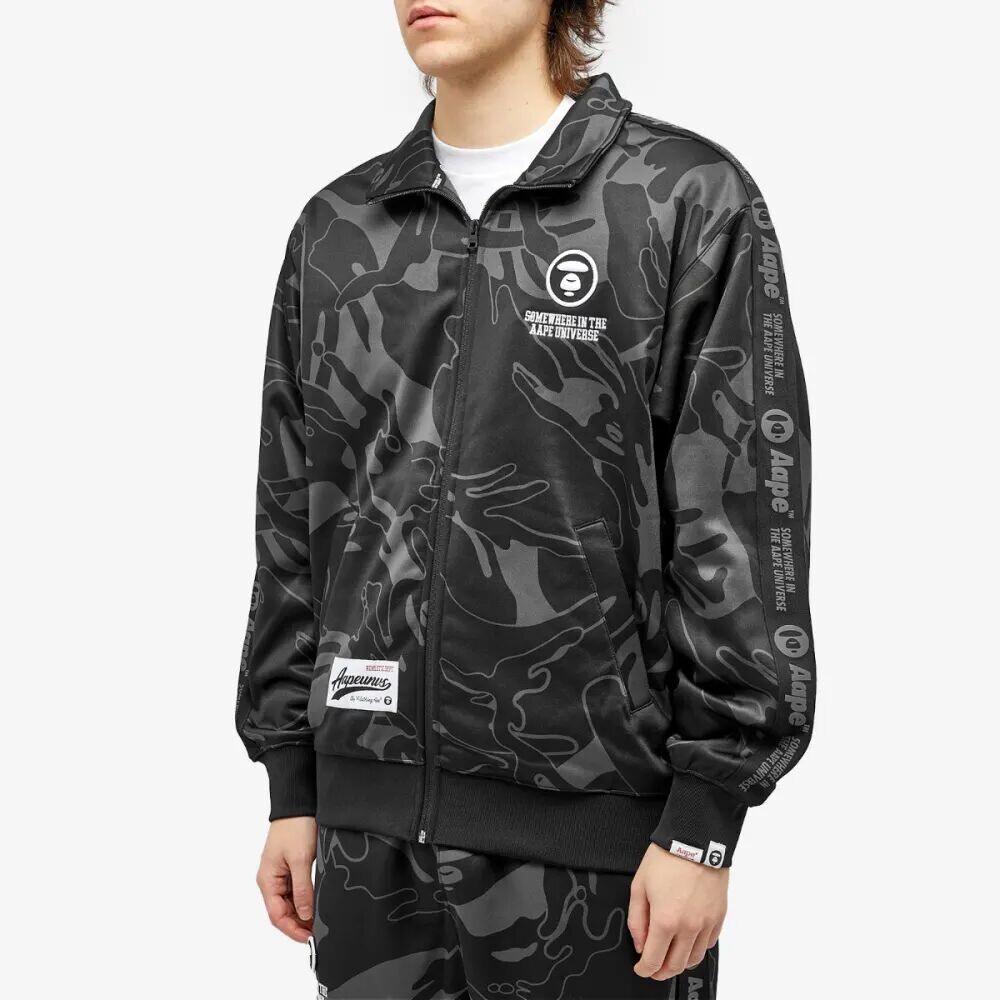 футболка с силиконовым тиснением значка aape by a bathing ape team черный Спортивная куртка для колледжа с камуфляжным принтом AAPE by A Bathing Ape, черный