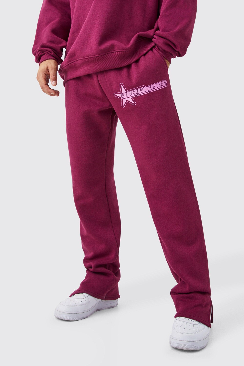 

Джоггеры с разделенным нимом worldwide star print Boohoo, ягодный