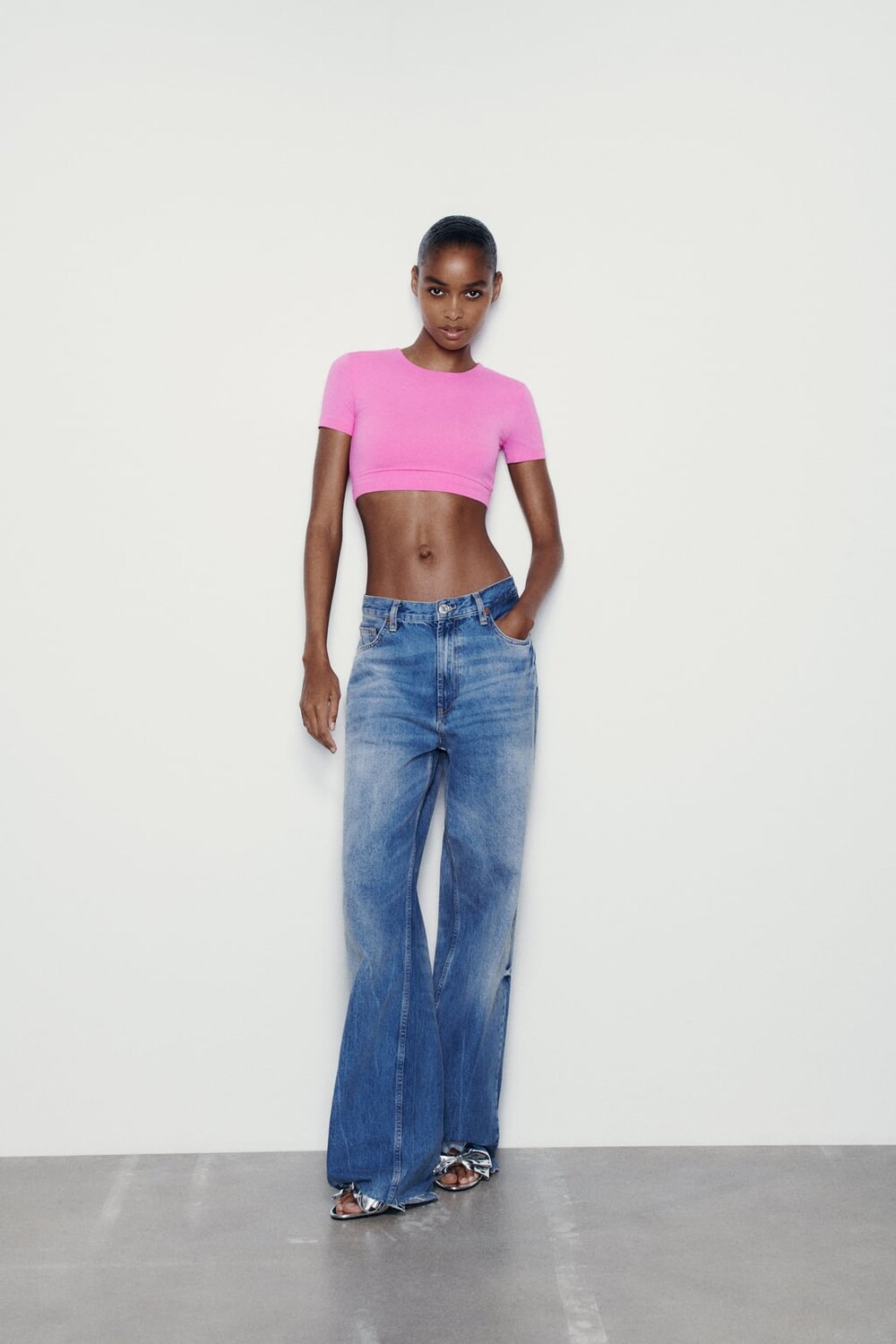

Укороченный топ с короткими рукавами ZARA, розовый