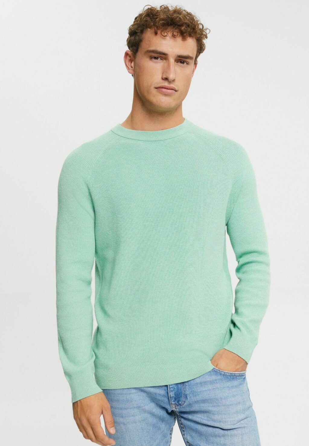 

Свитер Esprit