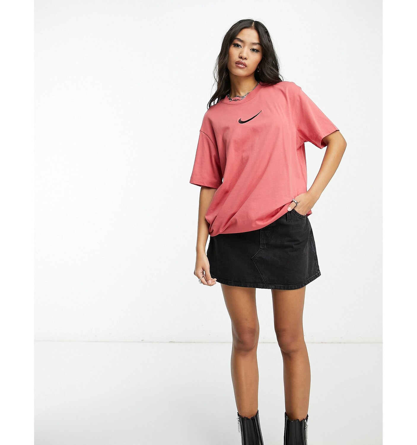 

Розовая футболка Nike Midi Swoosh, Розовый