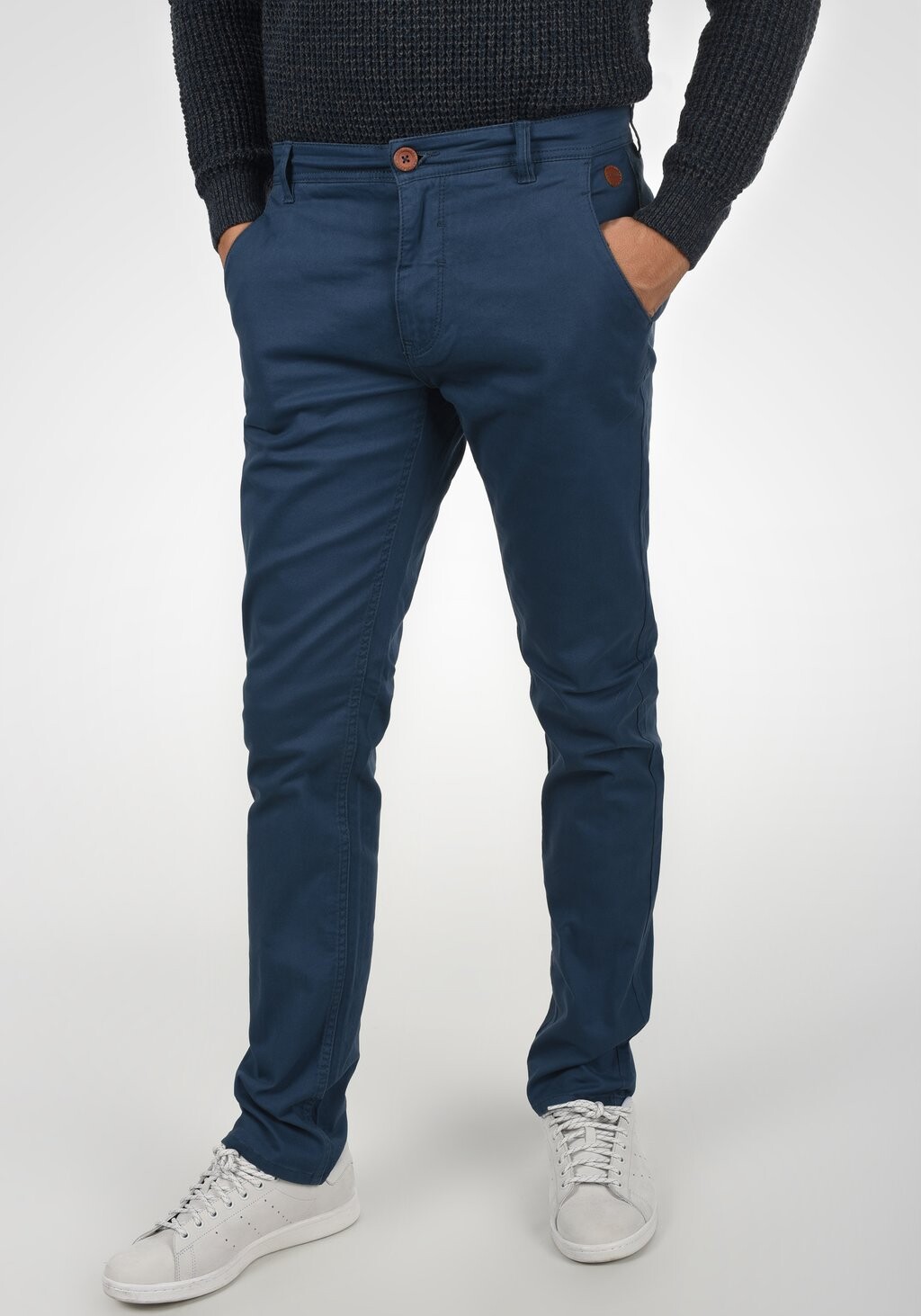 

Чиносы Bhkainz Blend, цвет ensign blue