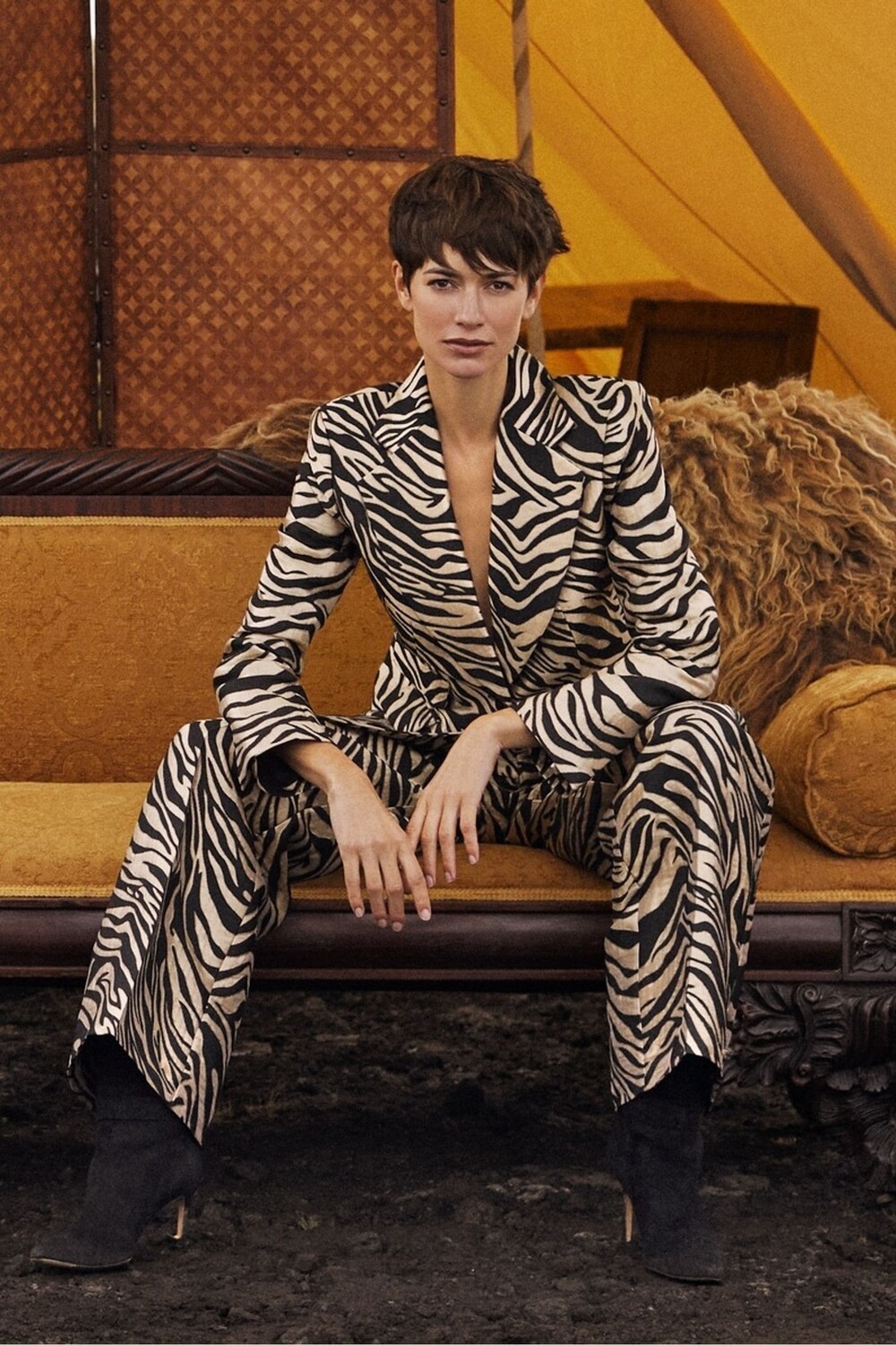 

Куртка Eclat с блестками Banana Republic
