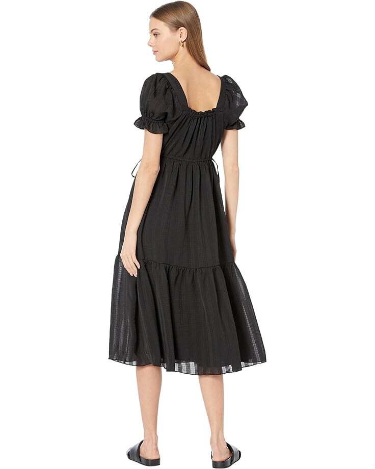

Платье Madewell Square-Neck Tiered Midi Dress in Textured Seersucker, реальный черный