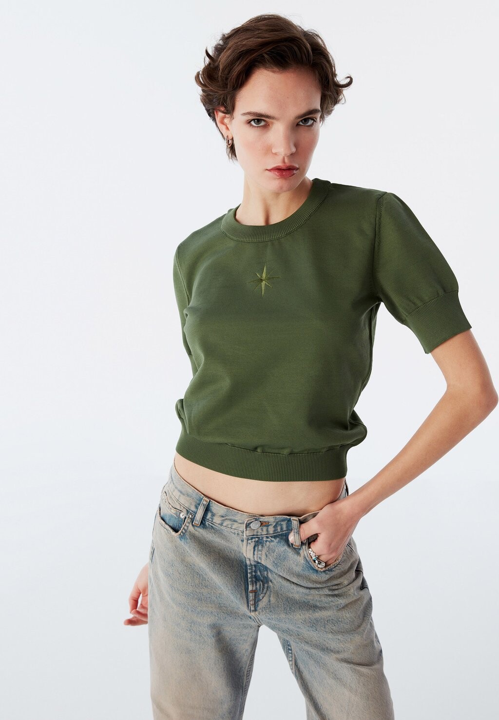 

Базовая футболка REGULAR FIT Twist, хаки