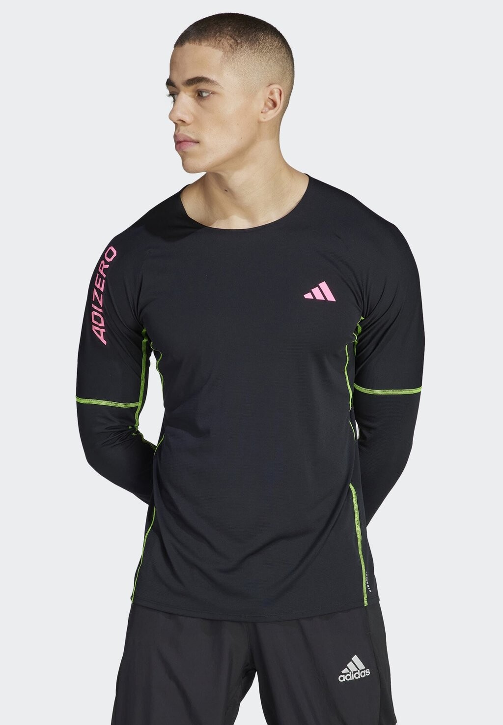 

Футболка Adidas