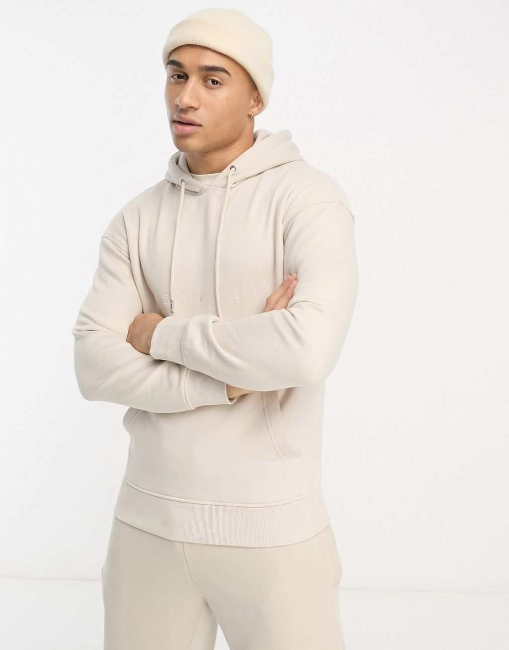 

Бежевая толстовка оверсайз с вышитым логотипом Jack & Jones Originals