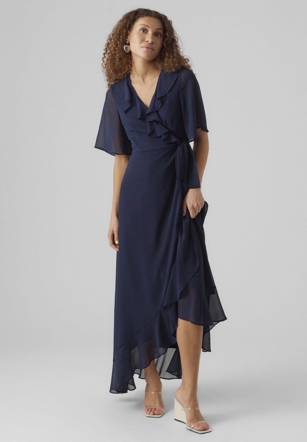 

Длинное платье Vero Moda, синий