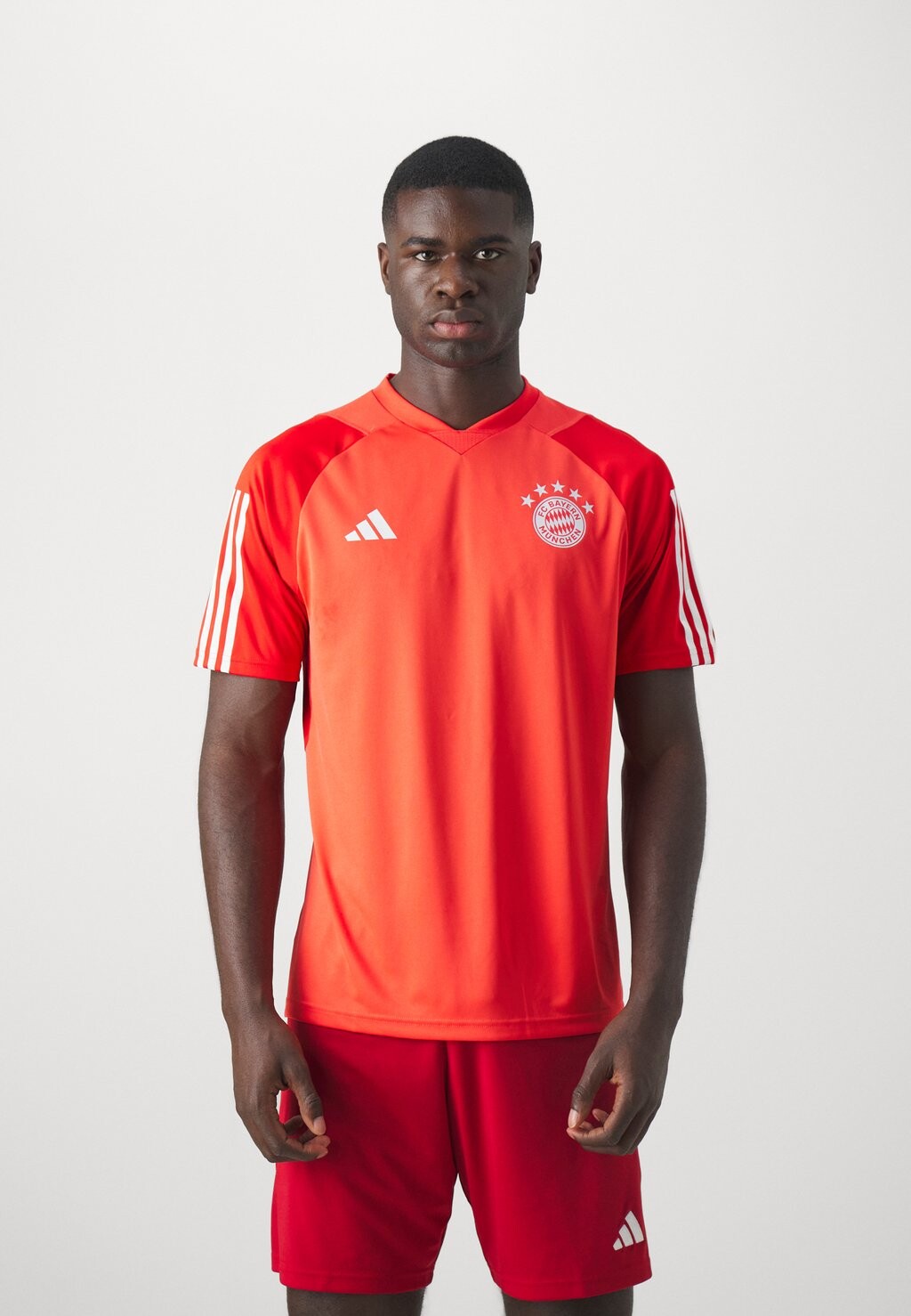 

Команда Fc Bayern München Training Adidas, цвет red bright red white