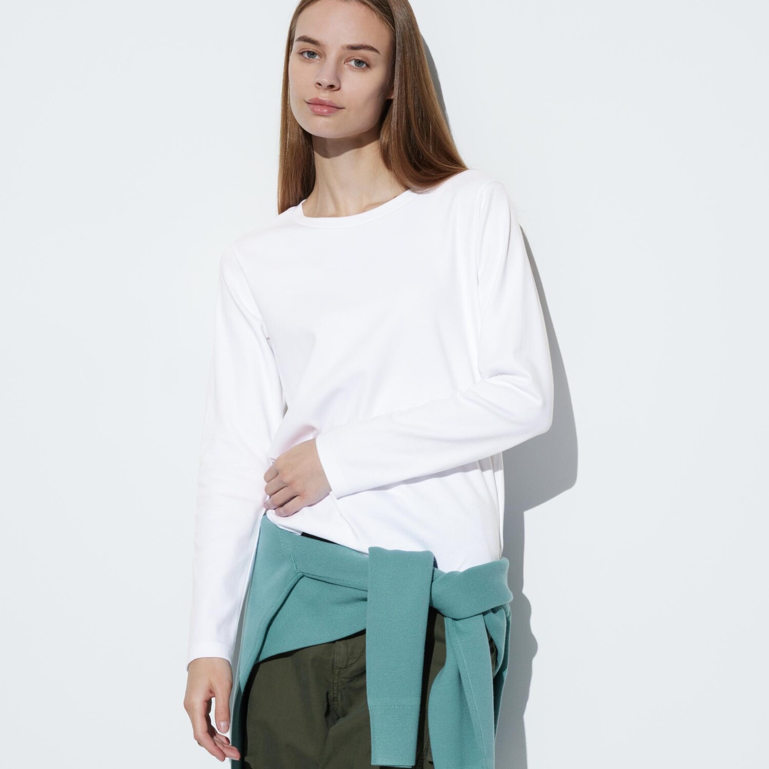 

Футболка Uniqlo с круглым вырезом и длинными рукавами, белый