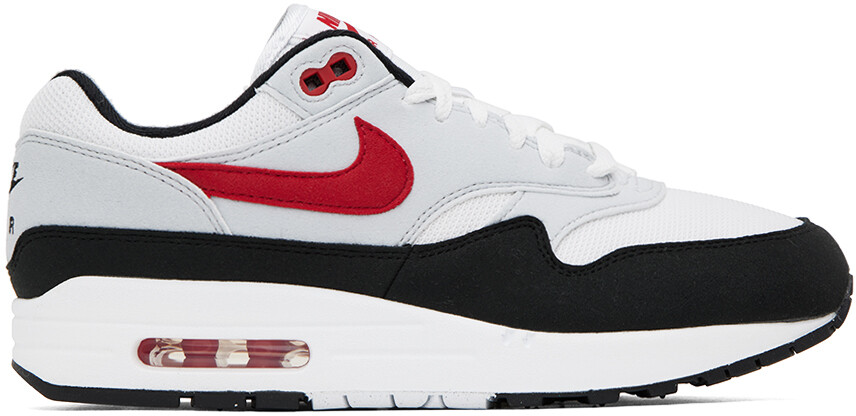 

Бело-черные кроссовки Air Max 1 Nike, цвет White/University red