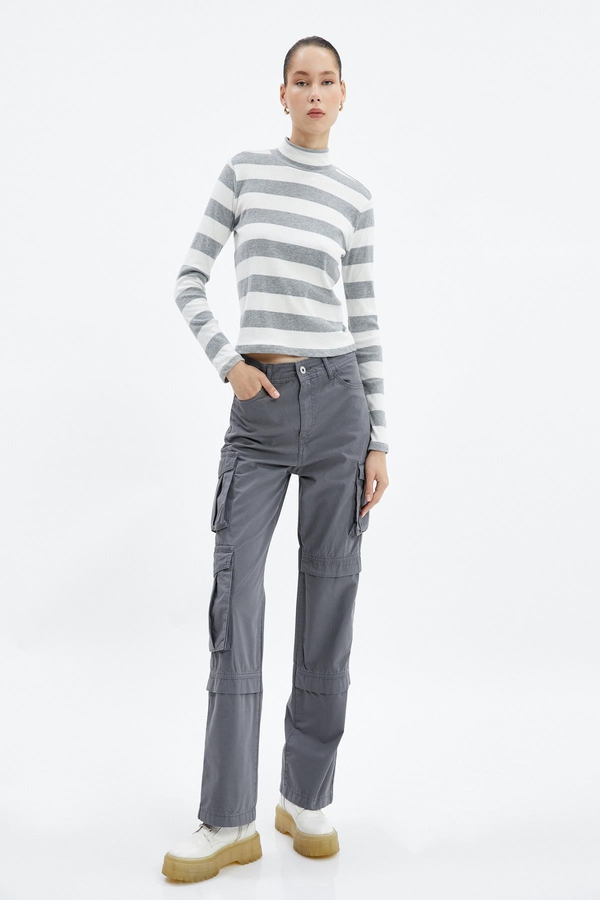 Антрацитовые женские джинсы Koton, серый