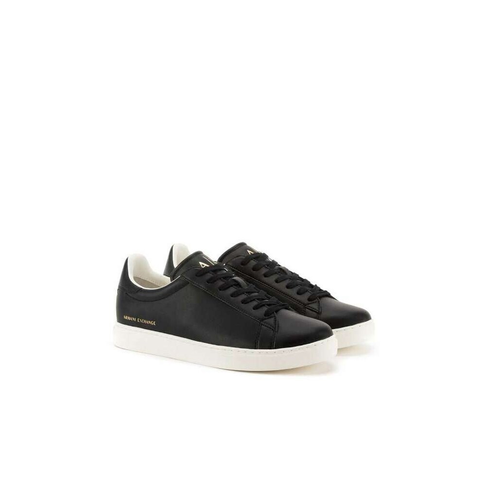 

Кроссовки Armani Exchange XUX001 , черный