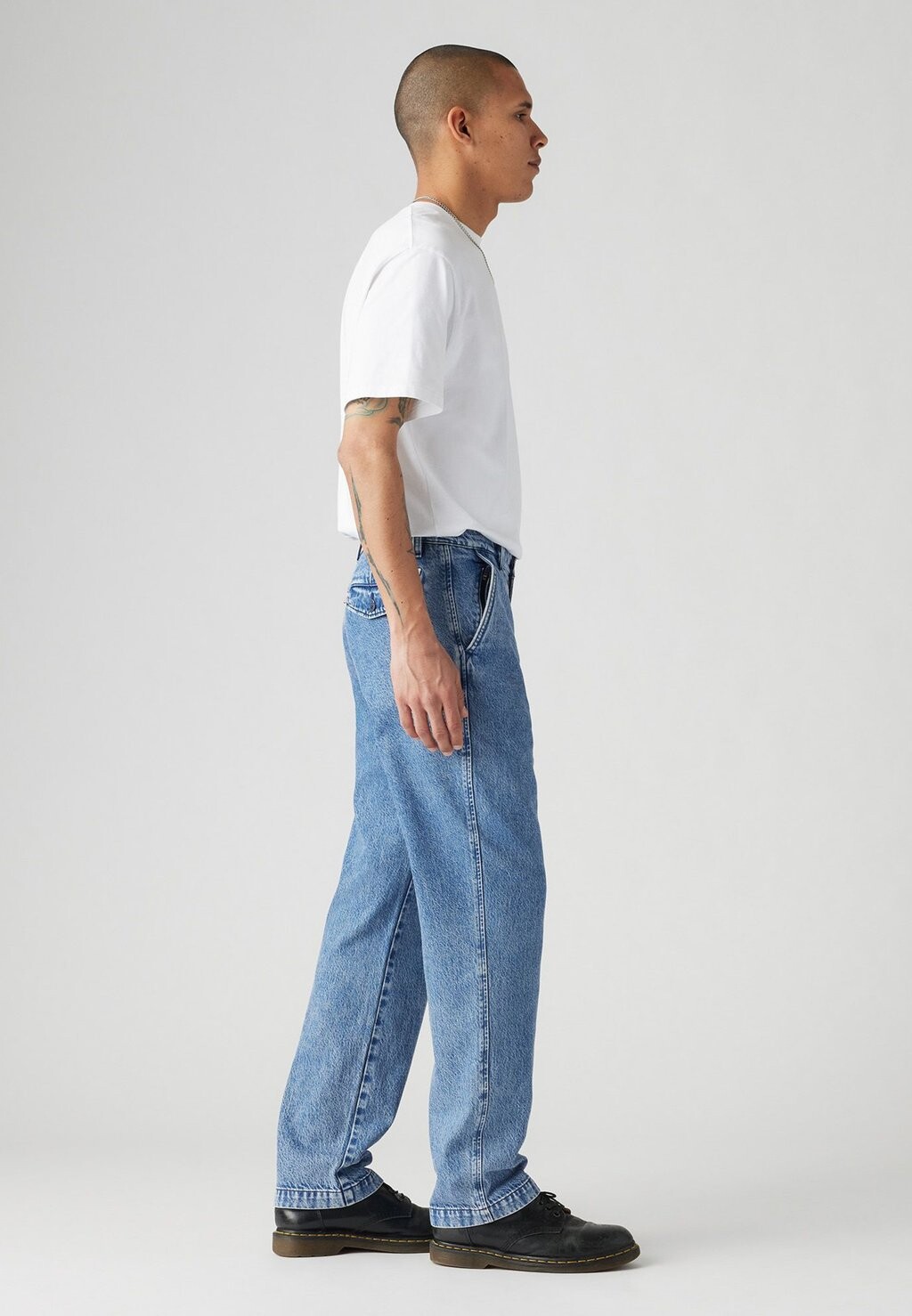 

Китайские штаны AUTHENTIC Levi's, светло-голубой