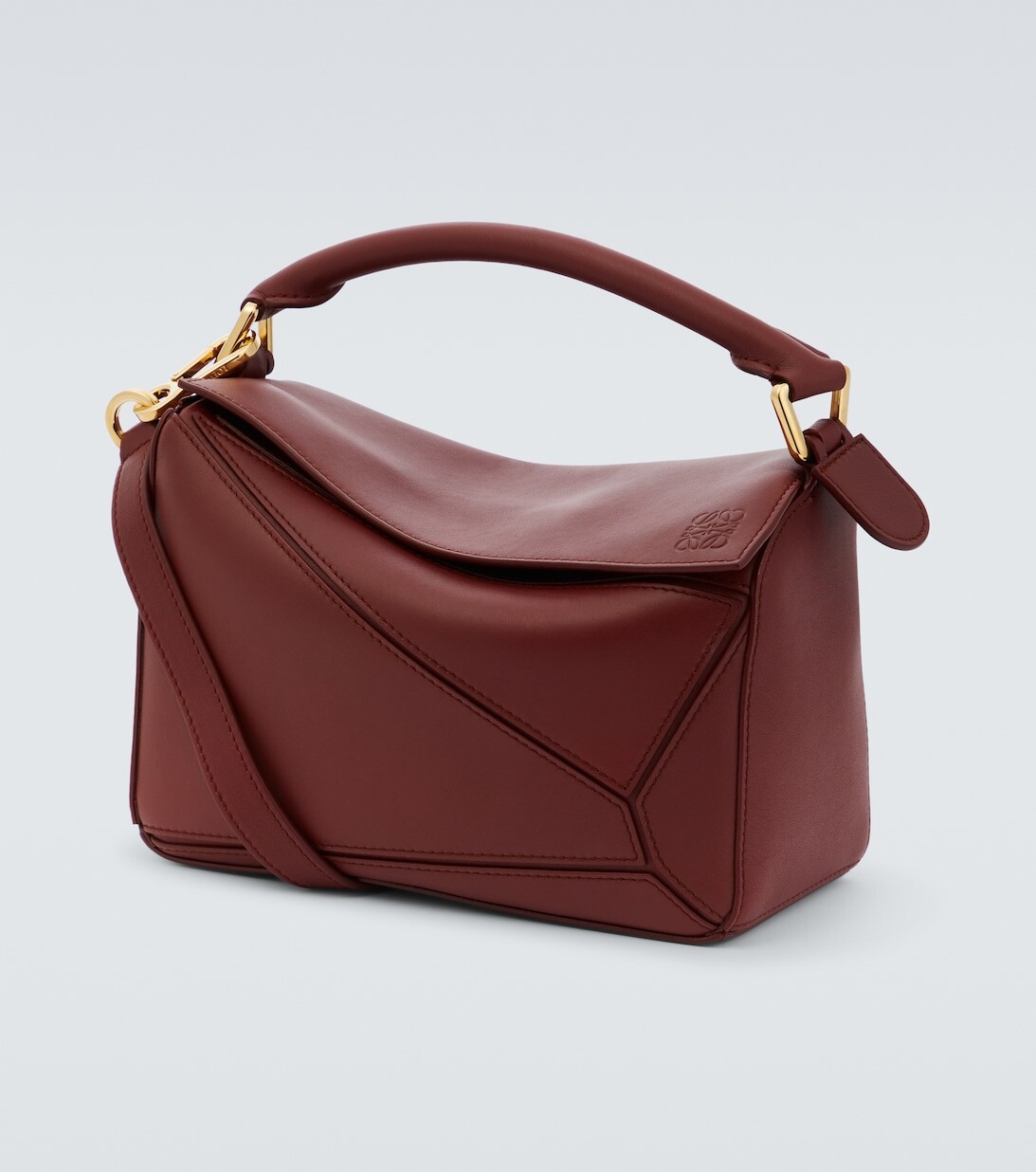 

Маленькая кожаная сумка через плечо Puzzle Loewe, розовый
