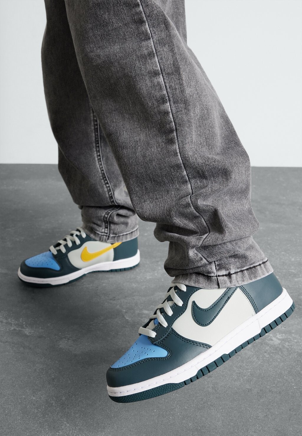 

Высокие кеды DUNK UNISEX Nike Sportswear, цвет deep jungle/university gold/light silver/university blue