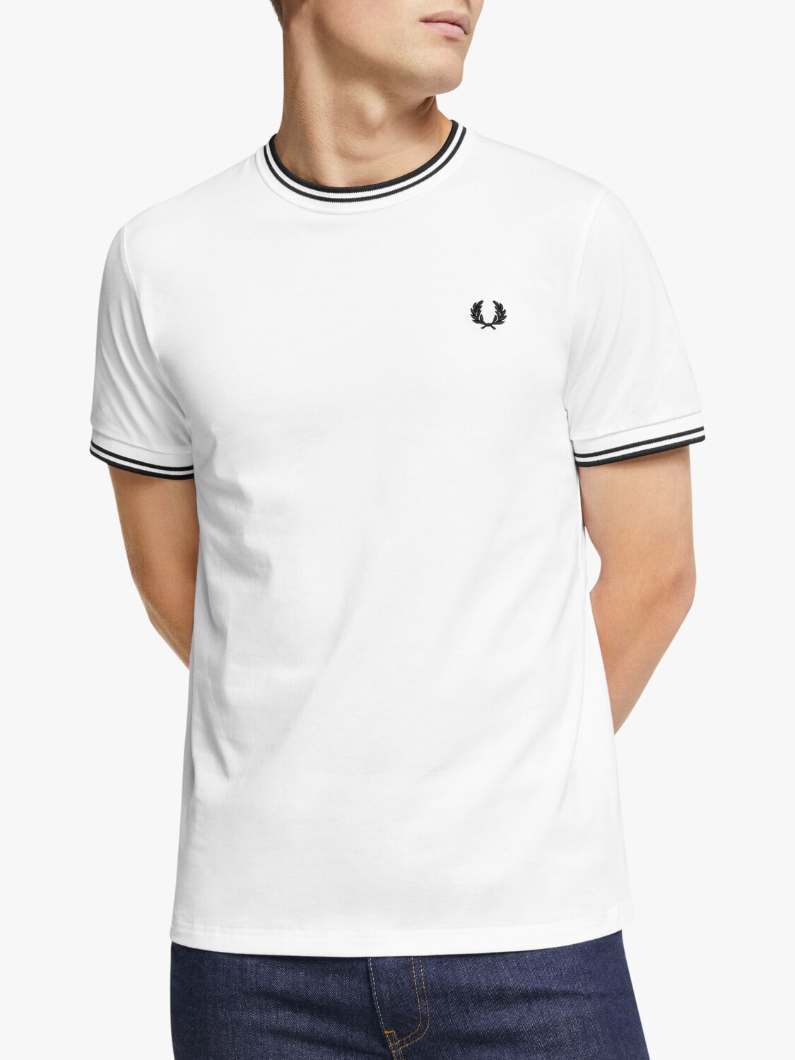 

Футболка Fred Perry с двумя кончиками, белоснежная