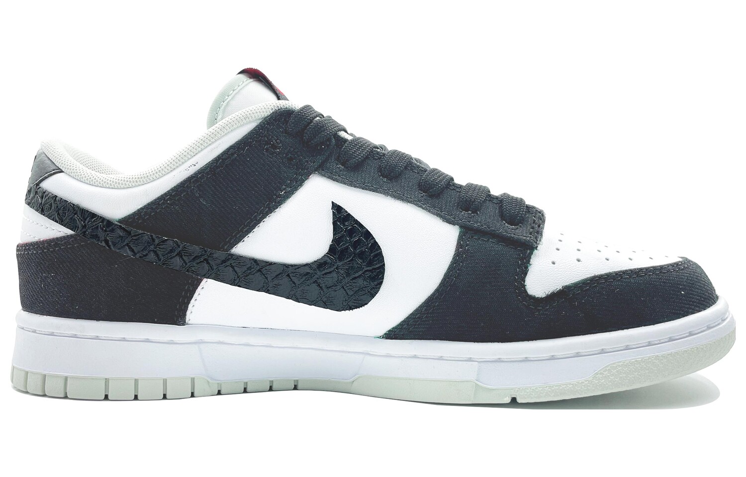 

Мужские кроссовки для скейтбординга Nike Dunk Low, White