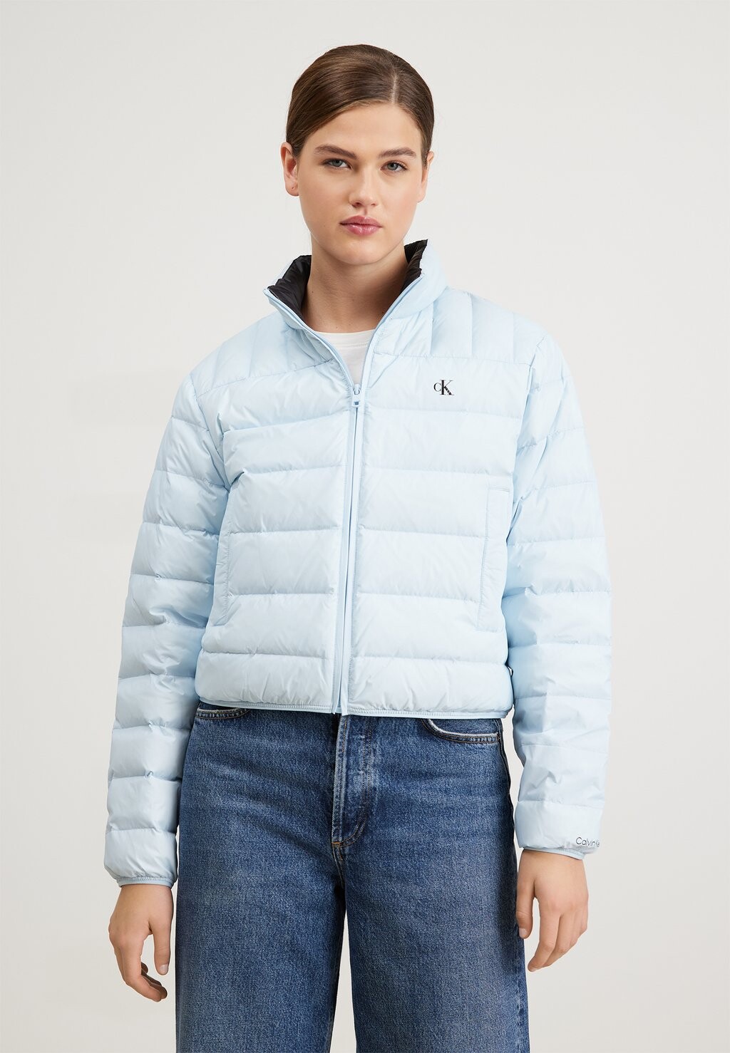 

Пуховик КОРОТКИЙ ПУФФЕР Calvin Klein Jeans, на память синий