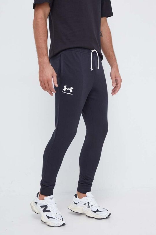 

Спортивные штаны Under Armour, черный