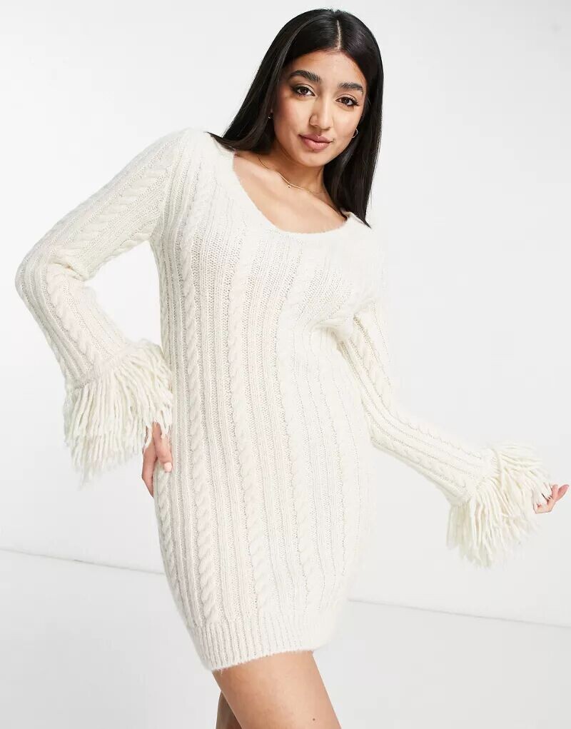 

Кремовое платье мини вязки с бахромой Miss Selfridge