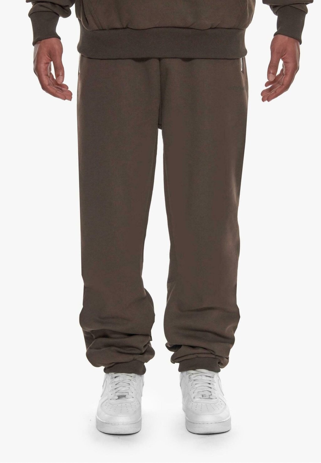 

Спортивные брюки Super Blank Dropsize, цвет chocolatebrown