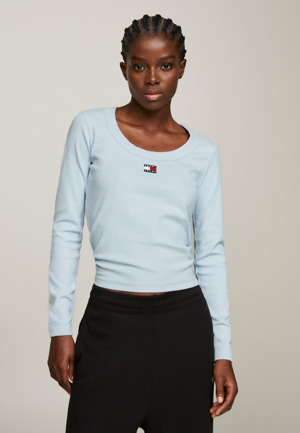 

Футболка с длинным рукавом Slim Tommy Jeans, цвет breezy blue